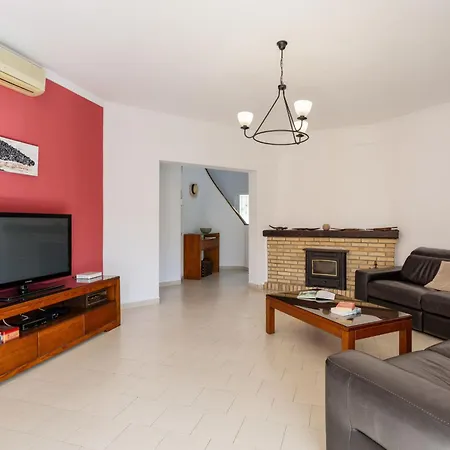 Paulo By Interhome *